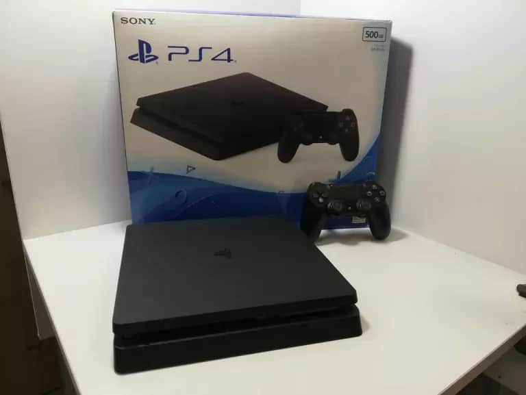 Ile dostanę za PS4 w lombardzie? Sprawdź aktualne ceny i porady