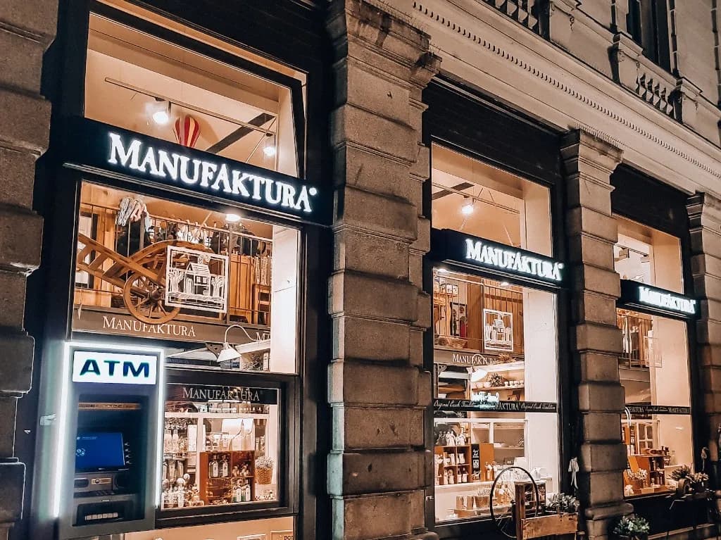 Co warto kupić w Pradze - wyjątkowe pamiątki i lokalne skarby