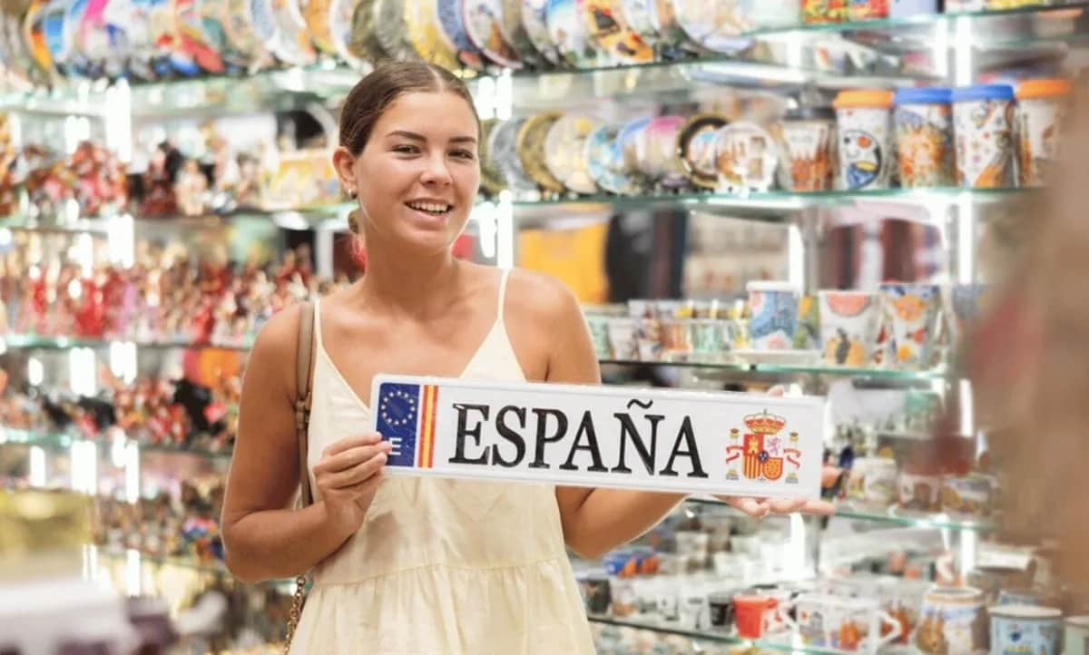 Hiszpania co warto kupić: najlepsze pamiątki i lokalne specjały